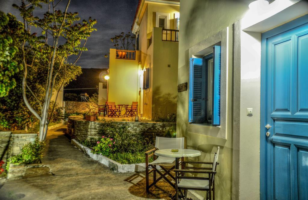 Mainades Maisonettes & Studios Menites Екстер'єр фото